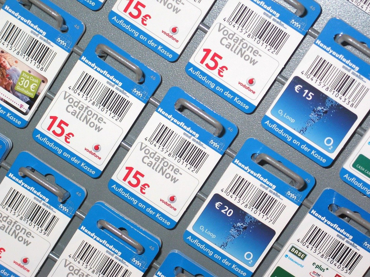 free credit card obtenez votre carte de crédit gratuite rapidement et facilement. profitez d'avantages exclusifs sans frais annuels. demandez dès maintenant !