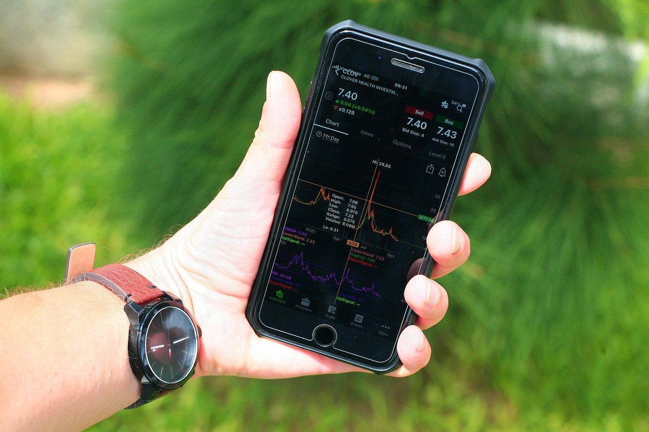 découvrez les meilleures applications d'investissement pour gérer facilement votre portefeuille, suivre les marchés en temps réel et optimiser vos placements financiers.
