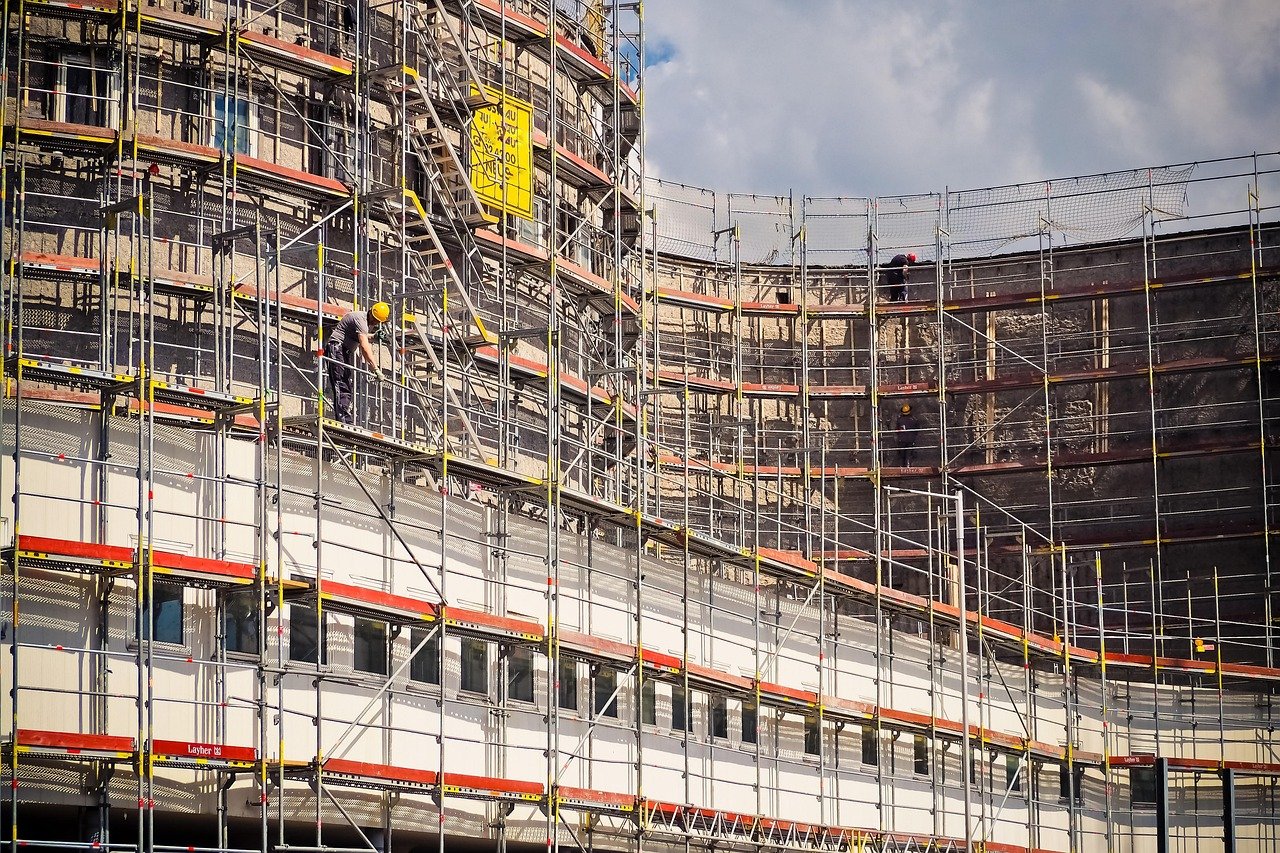 construction en structure métallique : robustesse, durabilité et design moderne pour vos projets de bâtiments industriels, commerciaux ou résidentiels.