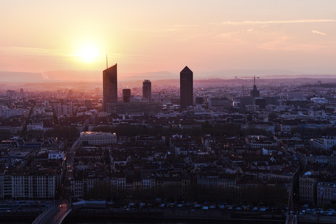 location de bureaux à lyon : espaces modernes et flexibles adaptés à vos besoins professionnels, au cœur de la ville.
