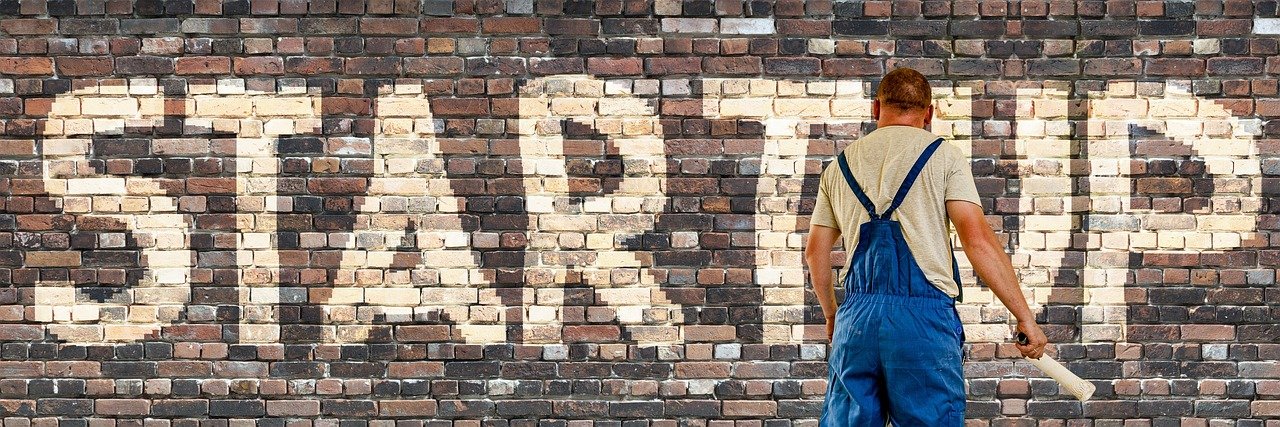 découvrez comment démarrer une micro-entreprise avec notre guide complet : étapes clés, conseils pratiques et informations essentielles pour réussir votre projet entrepreneurial.