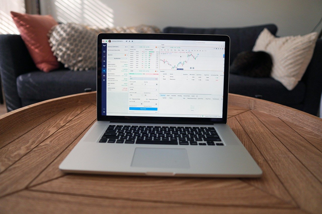 investissez dans thales, leader mondial de la haute technologie, et explorez les opportunités de croissance sur le marché boursier avec notre analyse complète des actions thales.