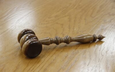 Investir dans l’immobilier : découvrez les opportunités des ventes aux enchères judiciaires